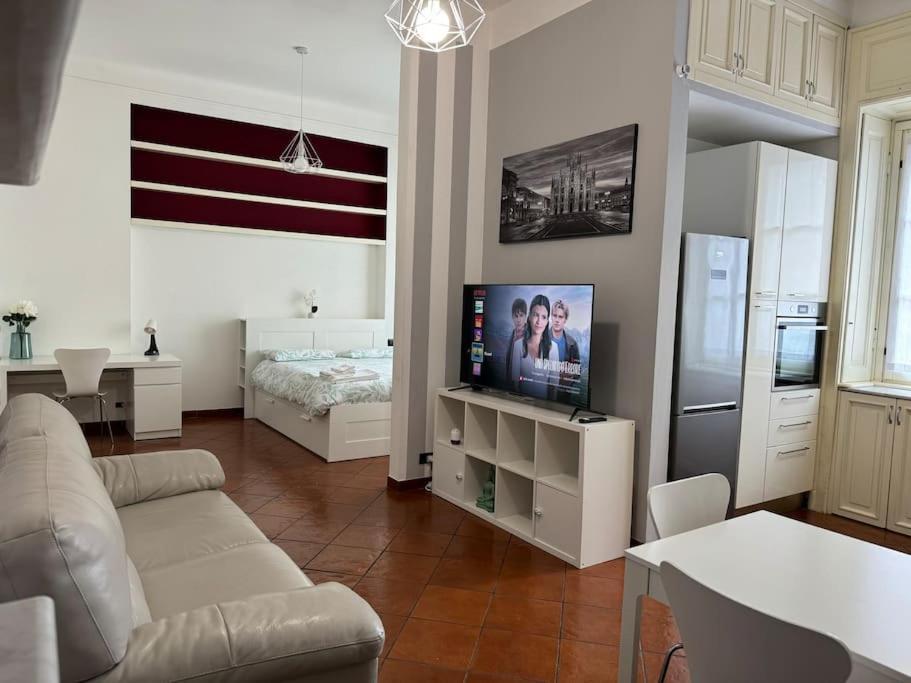 Ponthouse: Navigli, Iulm, Romolo Apartamento Milão Exterior foto