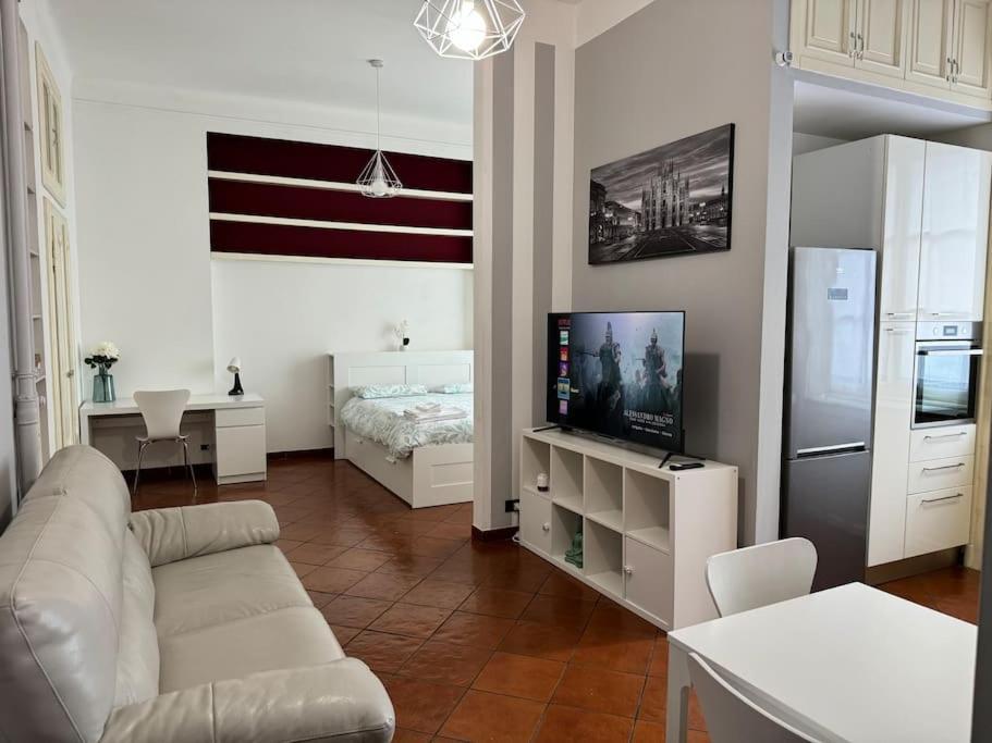 Ponthouse: Navigli, Iulm, Romolo Apartamento Milão Exterior foto